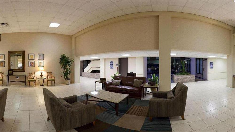 Holiday Inn Express Little Rock-Airport By Ihg Εξωτερικό φωτογραφία