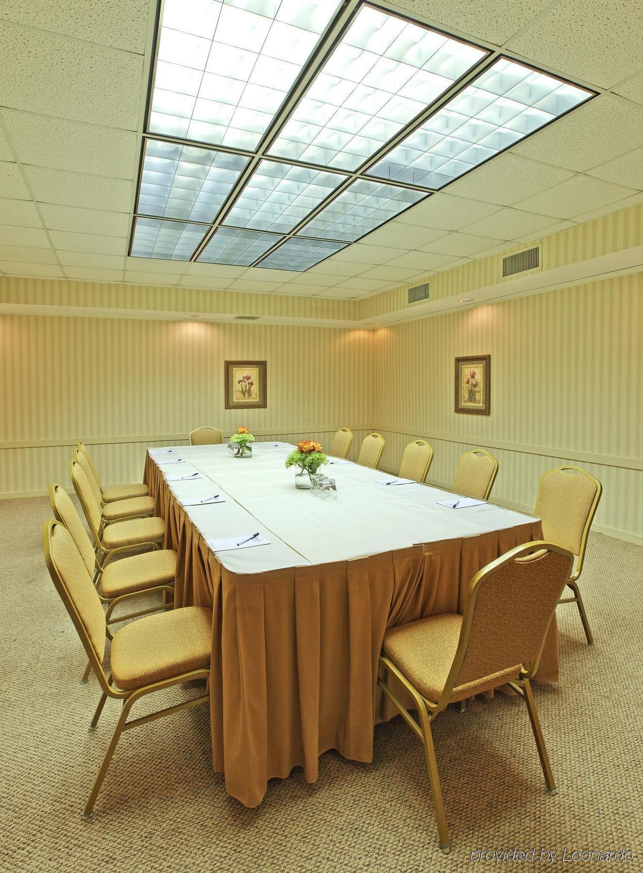 Holiday Inn Express Little Rock-Airport By Ihg Εξωτερικό φωτογραφία